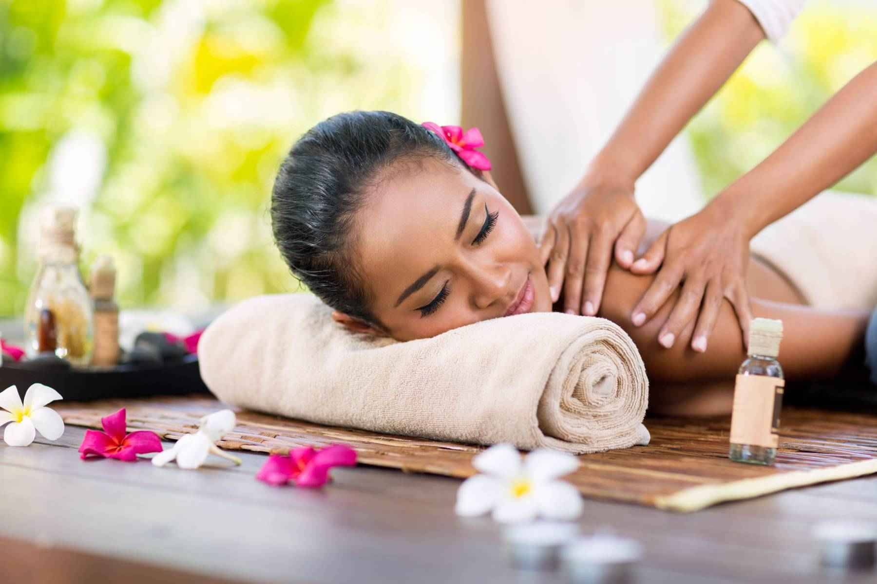 Page 2 Massage & Spa